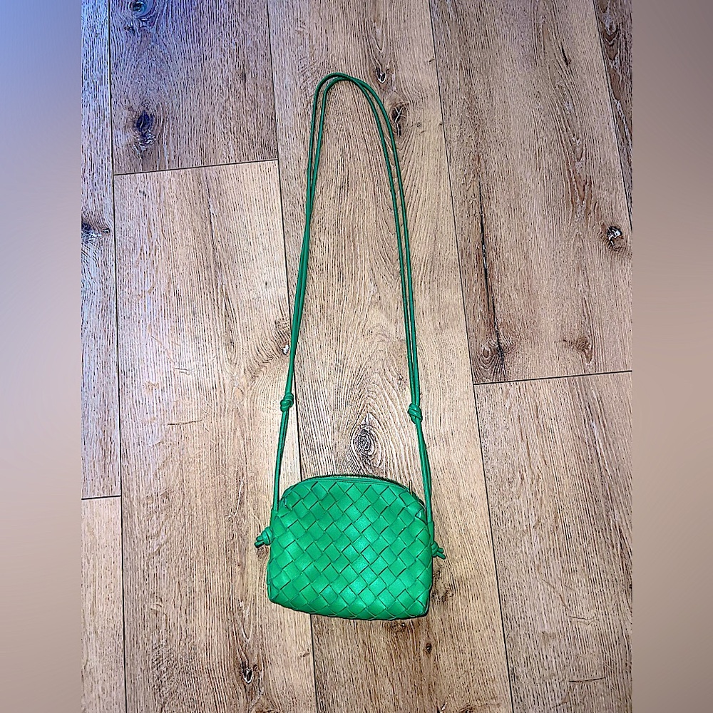 Bottega Veneta - Kelly Green Mini Loop bag